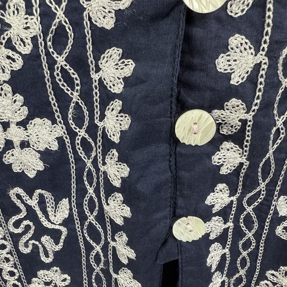 Chico’s Navy White Embroidered Button Up Tunic Top Size L (12) 100% Cotton Boho - Picture 7 of 14
